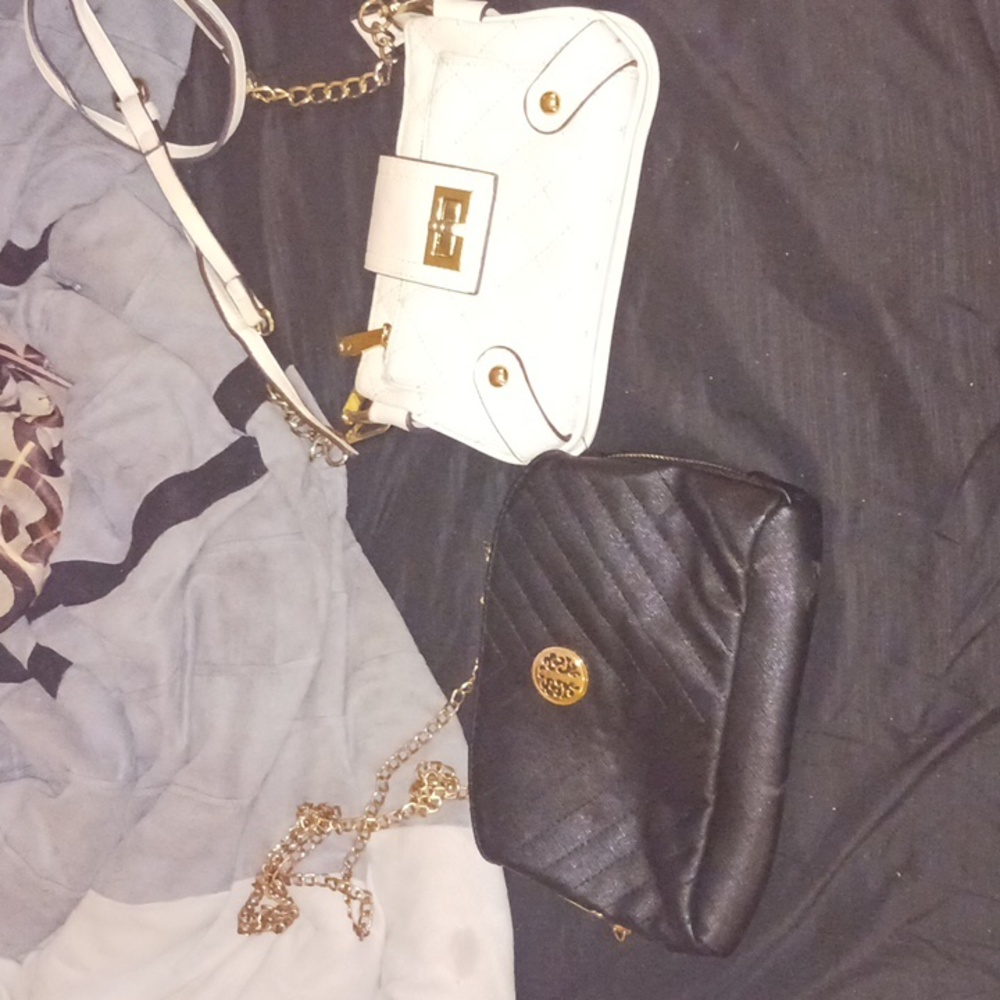 Purses - Picture 2 of 4